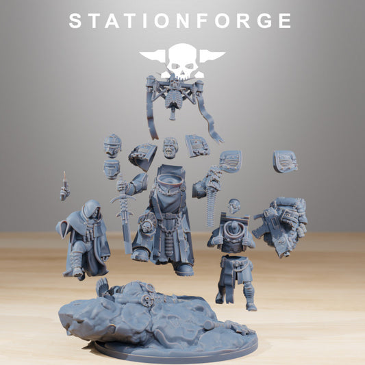 Space Knights Grandmaster, proxy miniature, 28mm heroic scale unpainted resin, view 2