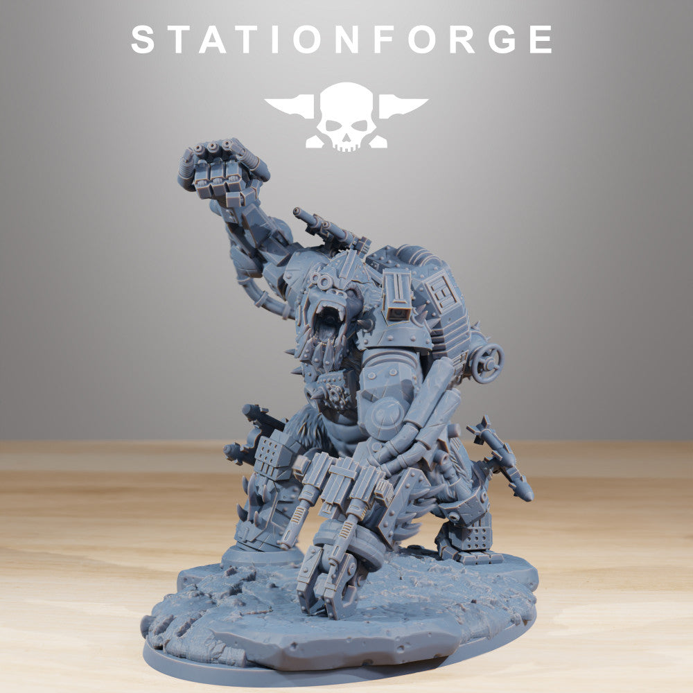 Orks Kong, proxy miniature, 28mm heroic scale unpainted resin