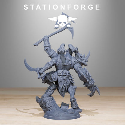 Dark Space Knights Gladiator, proxy miniature, 28mm heroic scale unpainted resin, view 2