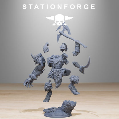 Dark Space Knights Gladiator, proxy miniature, 28mm heroic scale unpainted resin, view 4