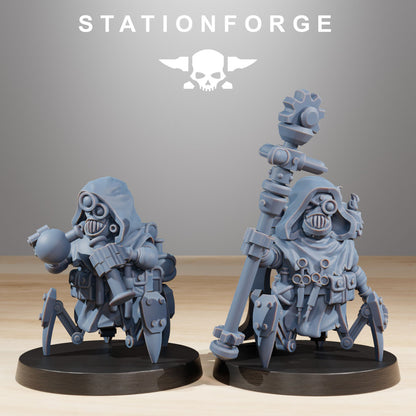 Tech Priests Scavenger Salvagers (10 Units), 28mm heroic scale unpainted resin, view 2