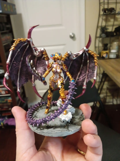 Hellspawn Succubi Queen Eizana, proxy miniature, character, 28mm heroic scale unpainted resin, view 2