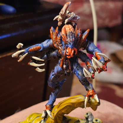 Bio Swarm Genoextractor Alpha, proxy miniature, monster, 28mm heroic scale unpainted resin, view 3