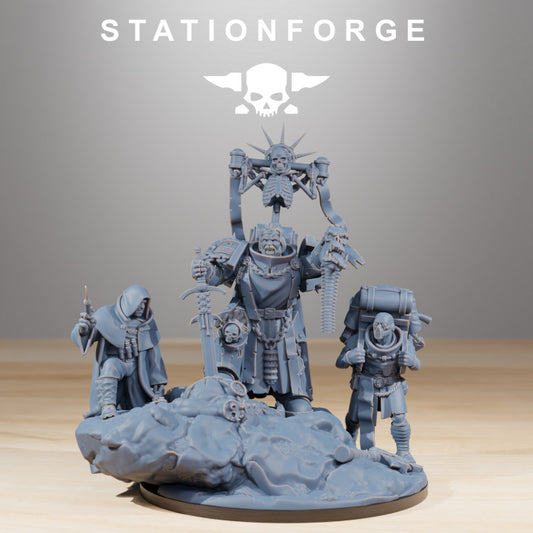 Space Knights Grandmaster, proxy miniature, 28mm heroic scale unpainted resin