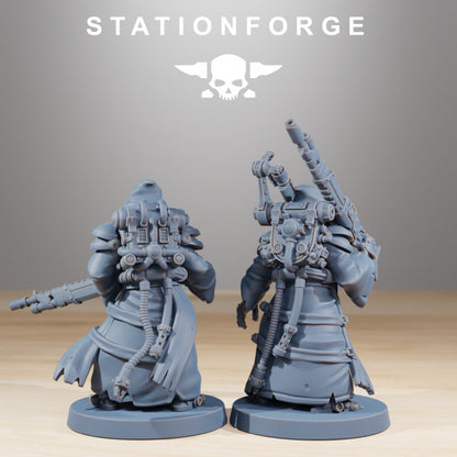 Scavenger Bounty Hunters, Tech Priests proxy miniature, 28mm heroic scale unpainted resin, view 3