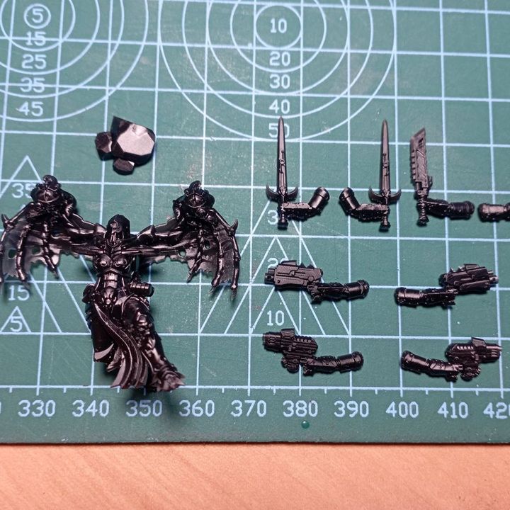 Dark Space Knights Airborne Witches Squad, proxy miniature, 28mm heroic scale unpainted resin