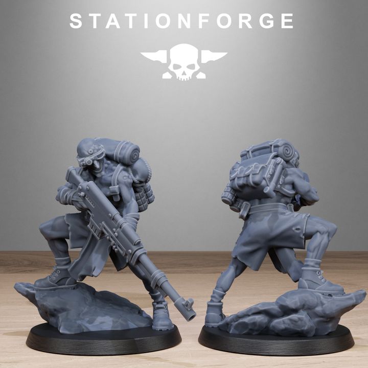 Dark Space Knights Guard Abhumans, proxy miniature, infantry, 28mm heroic scale unpainted resin, view 5