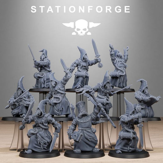 Scavenger Mystics, Tech Priests proxy miniature, 28mm heroic scale unpainted resin