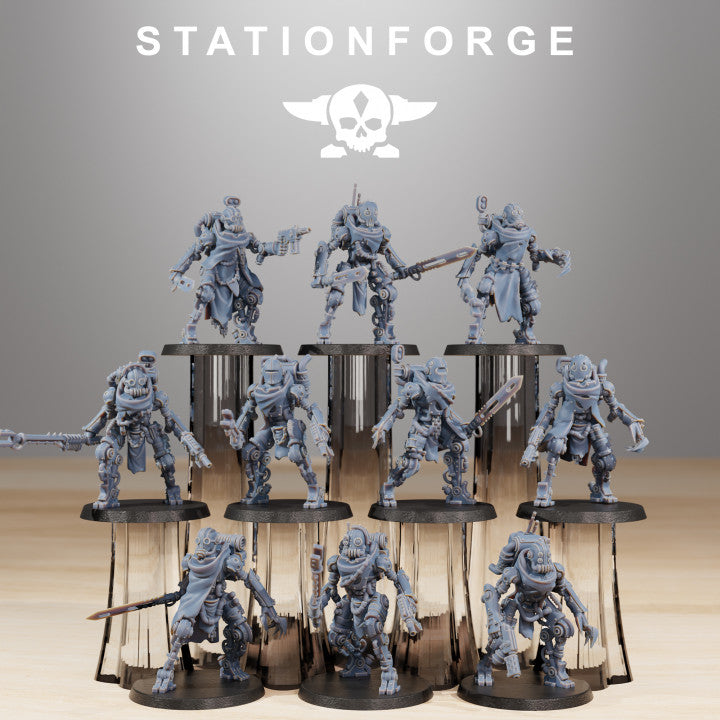 Tech Priests Scavenger Junkbots (10 Units), 28mm heroic scale unpainted resin