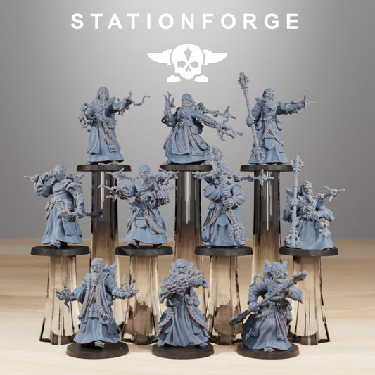 Tech Priests Forager Preachers (10 Units), 28mm heroic scale unpainted resin