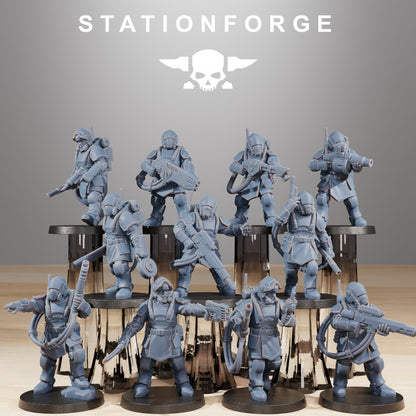Imperial Army Royal Guard Commandos (11 Units), 28mm heroic scale unpainted resin