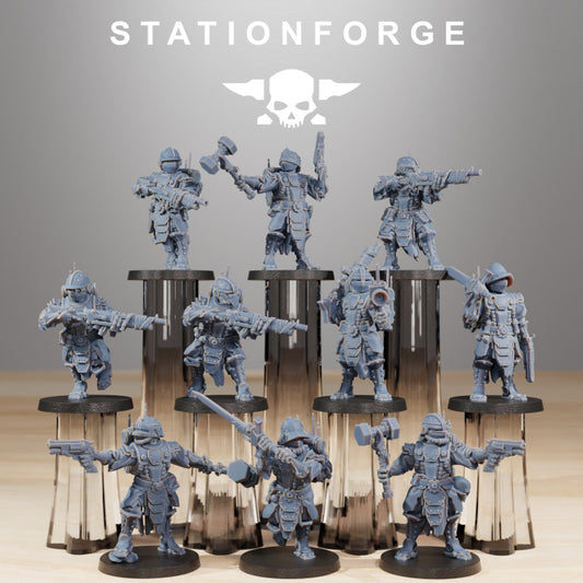 Tech Priests Infantry, 28mm heroic scale unpainted resin