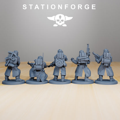 Grim Guard Tinkers, Imperial Army proxy miniature, infantry, 28mm heroic scale unpainted resin, view 2