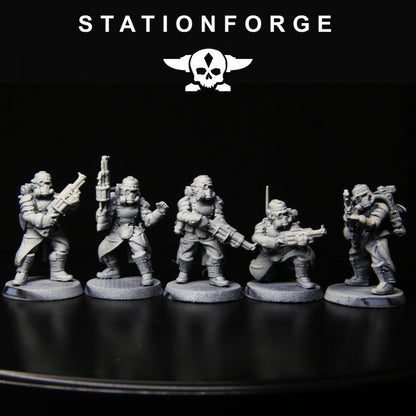 Grim Guard Tinkers, Imperial Army proxy miniature, infantry, 28mm heroic scale unpainted resin, view 4