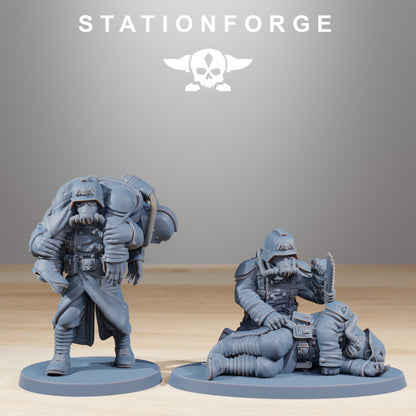 Grim Guard The Fallen, Imperial Army proxy miniature, character, 28mm heroic scale unpainted resin, view 2