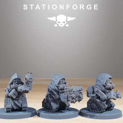Tech Priests Scavenger Bobby Gang (21 Units), 28mm heroic scale unpainted resin, view 3