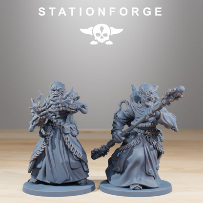 Tech Priests Forager Preachers (10 Units), 28mm heroic scale unpainted resin, view 4
