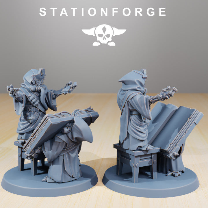 Scavenger Junkards, Tech Priests proxy miniature, 28mm heroic scale unpainted resin, view 5