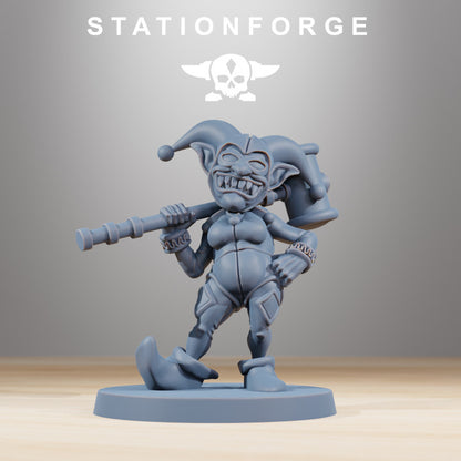 Orks Mobsta, proxy miniature, 28mm heroic scale unpainted resin, view 2
