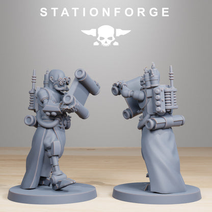 Scavenger Vicars Writer Urnar, Tech Priests proxy miniature, 28mm heroic scale unpainted resin, view 8