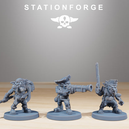 Orks Gobs Pirates, proxy miniature, 28mm heroic scale unpainted resin, view 3