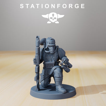 Grim Guard Supporters, Imperial Army proxy miniature, infantry, 28mm heroic scale unpainted resin, view 7