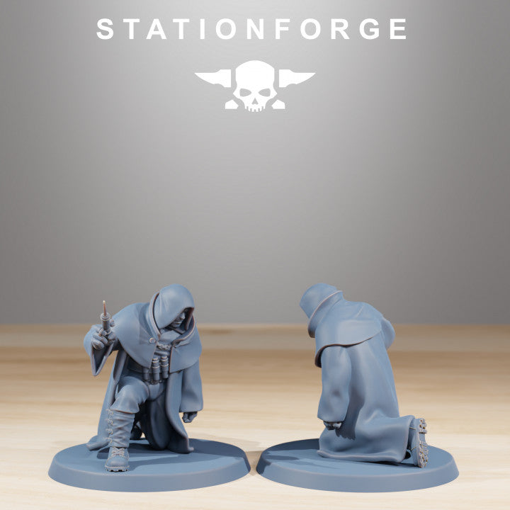 Space Knights Grandmaster, proxy miniature, 28mm heroic scale unpainted resin, view 6