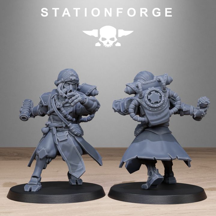 Scavenger Scorchers, Tech Priests proxy miniature, 28mm heroic scale unpainted resin, view 8