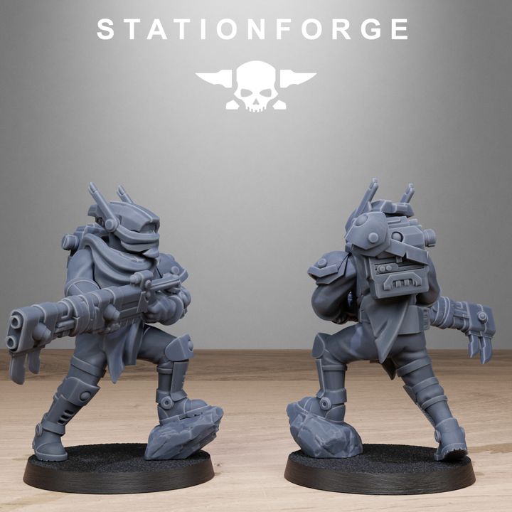 Tuai Hunters, proxy miniature, 28mm heroic scale unpainted resin, view 7
