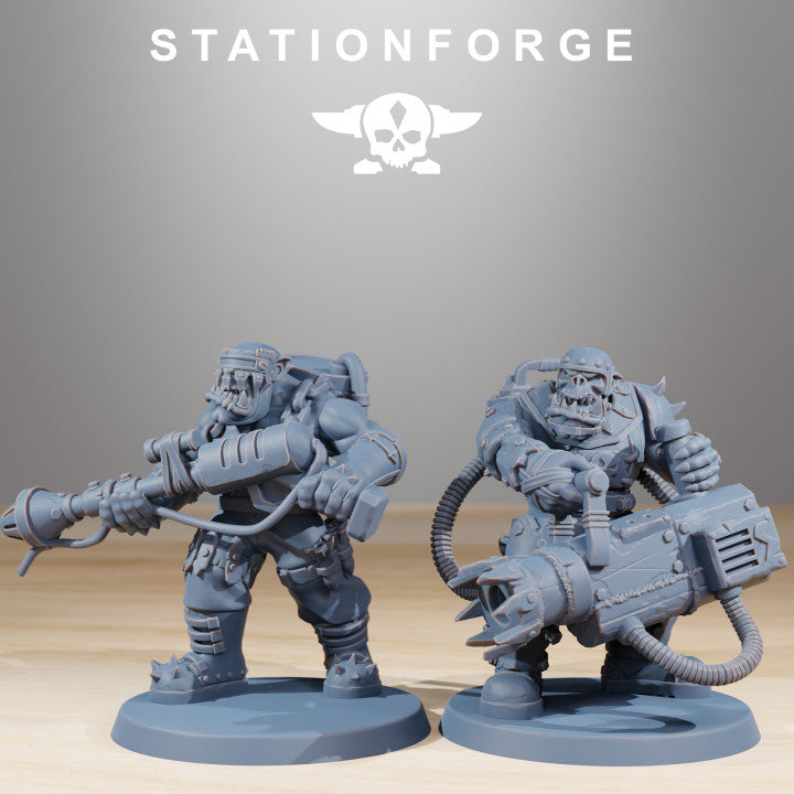 Orks Skillers, proxy miniature, 28mm heroic scale unpainted resin, view 5