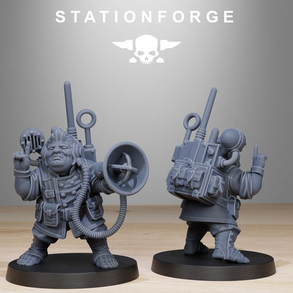 Grim Guard Skulldart Trappers, Imperial Army proxy miniature, infantry, 28mm heroic scale unpainted resin, view 5