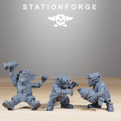 Orks Run Rolla, proxy miniature, 28mm heroic scale unpainted resin, view 10