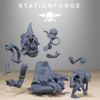Scavenger Lotharius, Tech Priests proxy miniature, 28mm heroic scale unpainted resin, view 6