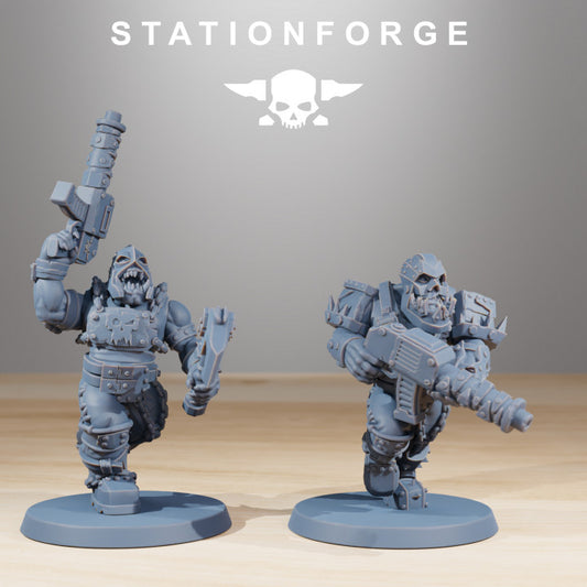 Orks Berserkers, proxy miniature, 28mm heroic scale unpainted resin, view 2