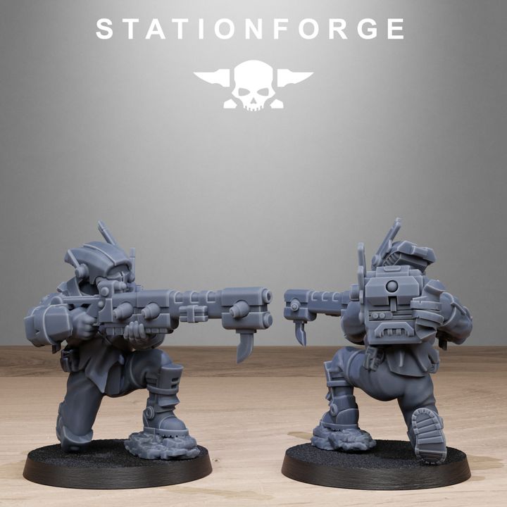 Tuai Hunters, proxy miniature, 28mm heroic scale unpainted resin, view 9