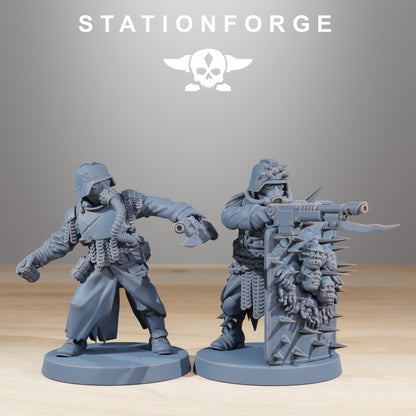 Dark Space Knights Guard Pilot Commander, proxy miniature, character, 28mm heroic scale unpainted resin, v
