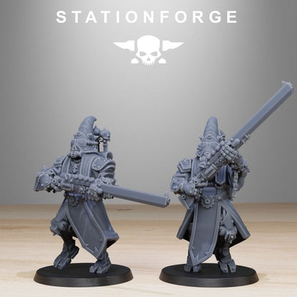 Tech Priests Scavenger Hooded Cultists (10 Units), 28mm heroic scale unpainted resin, view 6