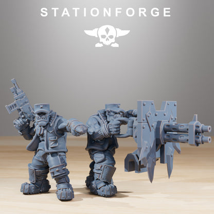 Orks Run Rolla, proxy miniature, 28mm heroic scale unpainted resin, view 2