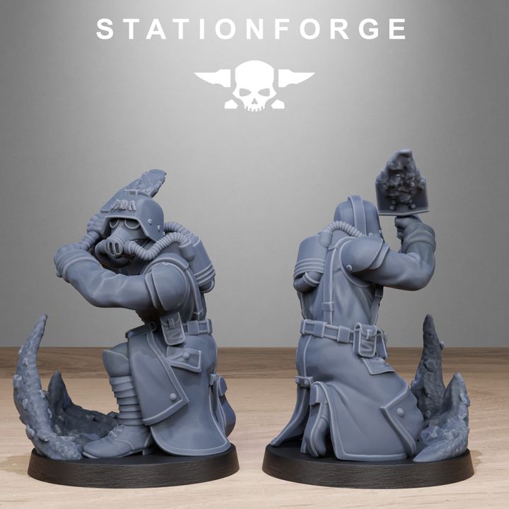 Grim Guard Shovel Fighter, Imperial Army proxy miniature, infantry, 28mm heroic scale unpainted resin, view 8
