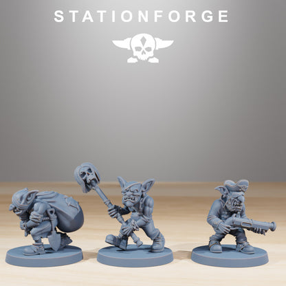 Orks Gobs Pirates, proxy miniature, 28mm heroic scale unpainted resin, view 8