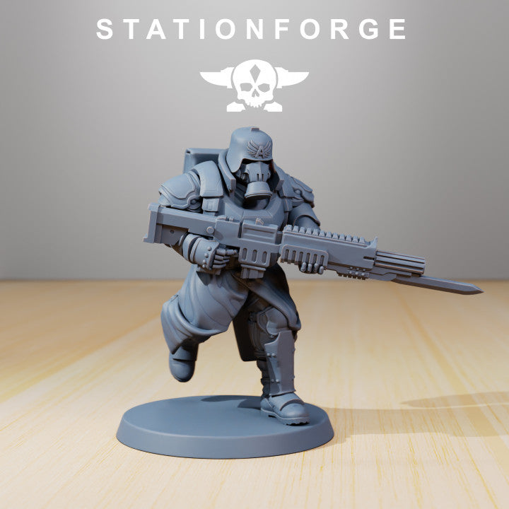 Imperial Army Grim Guard Pilot Commander (3 Units), 28mm heroic scale unpainted resin