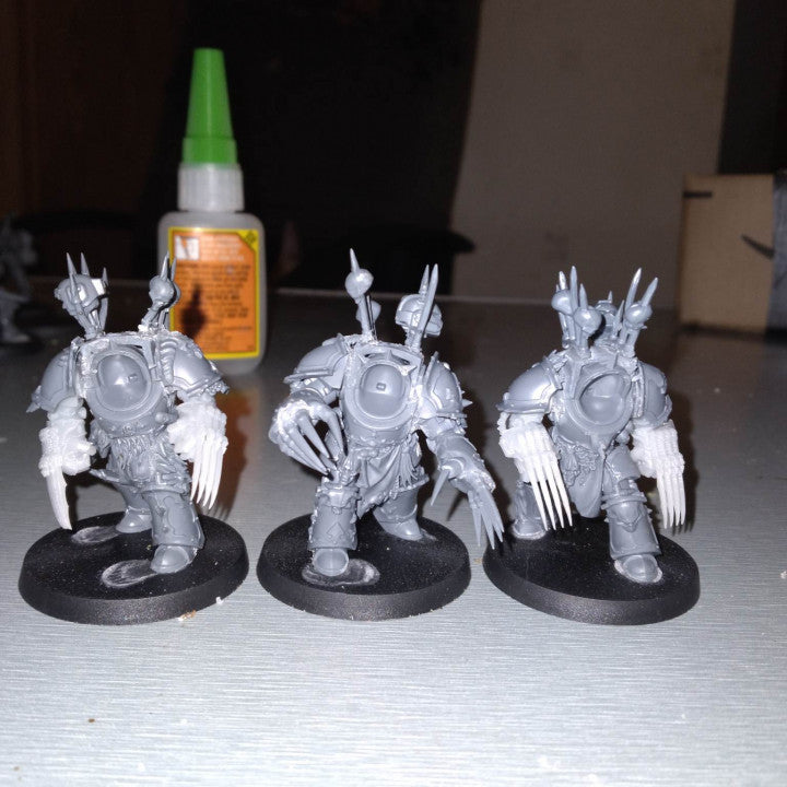 Dark Space Knights Nocturnal Lightning Claws Set x5, Dark Space Knights resin conversion bits, 28mm heroic scale, view 4