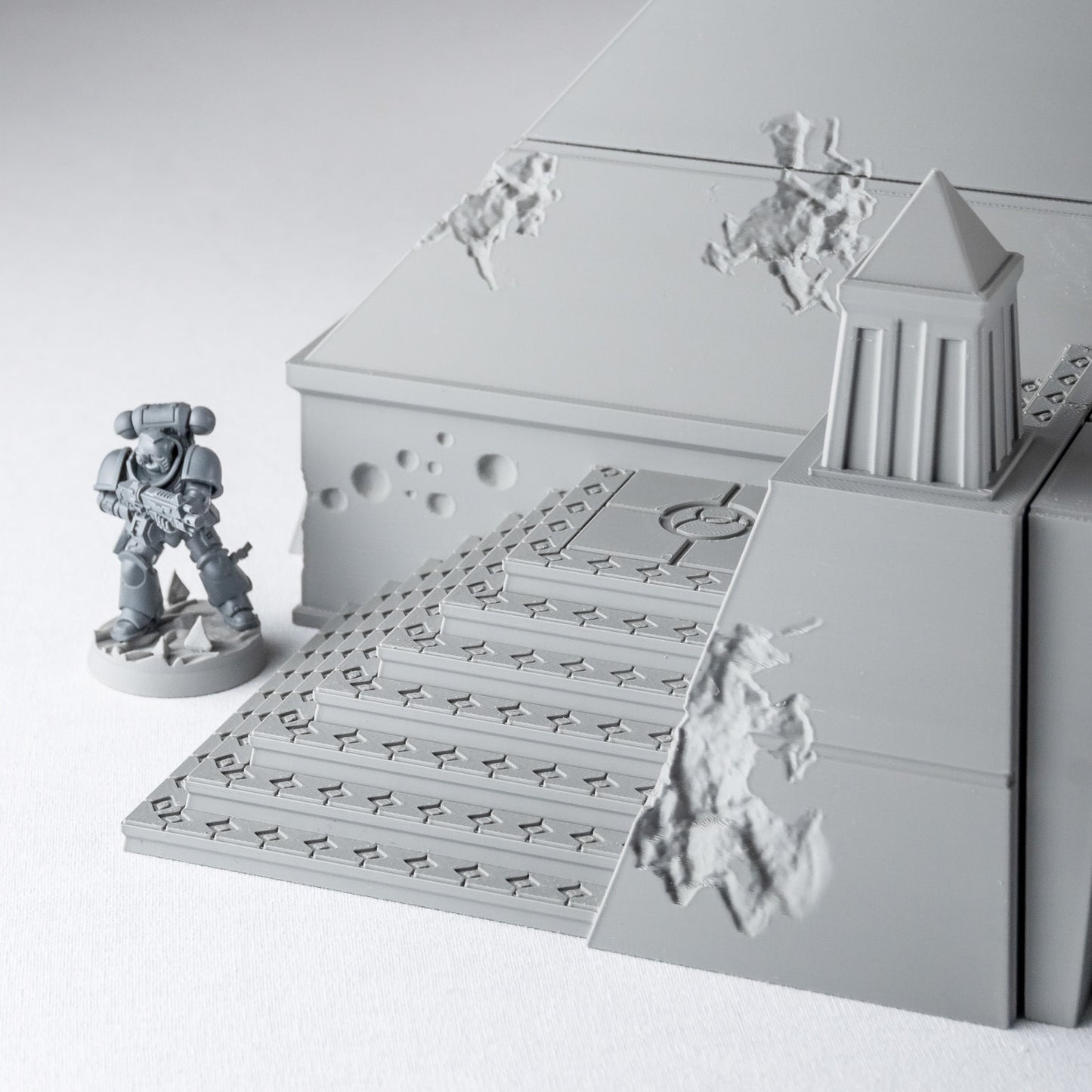 Pyramid, Krotone in Flames