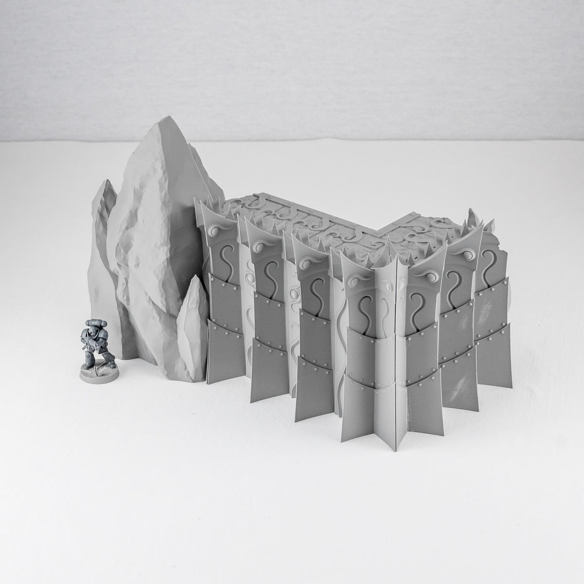Corner Ruins, Ithyria