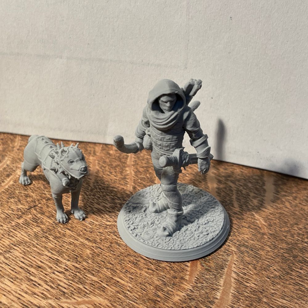 Dogs Warhounds, resin miniature, 28mm heroic scale unpainted resin, view 3