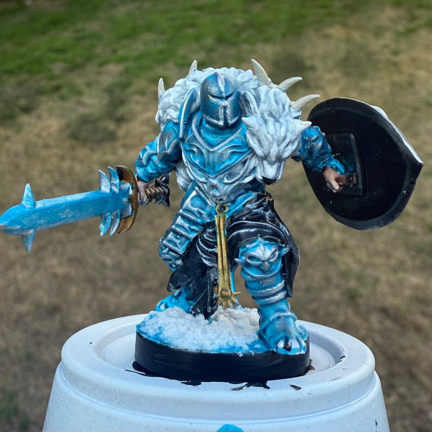 Chaos Warrior, resin miniature, 28mm heroic scale unpainted resin, view 2