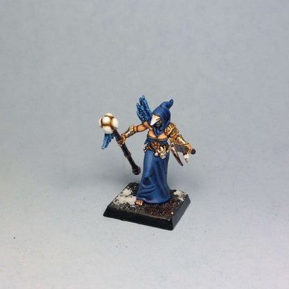 Female Cultist, resin miniature, 28mm heroic scale unpainted resin, view 2