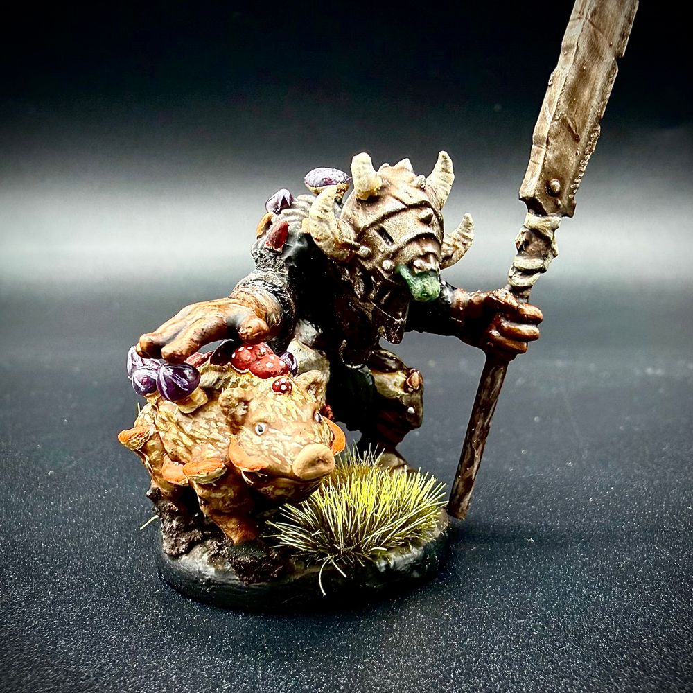 Madboss with Hungryjaws, resin miniature, 28mm heroic scale unpainted resin, view 3