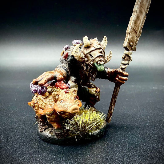 Madboss with Hungryjaws, resin miniature, 28mm heroic scale unpainted resin, view 3