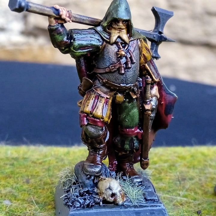 Exiled Freeguild Champion, resin miniature, 28mm heroic scale unpainted resin, view 2
